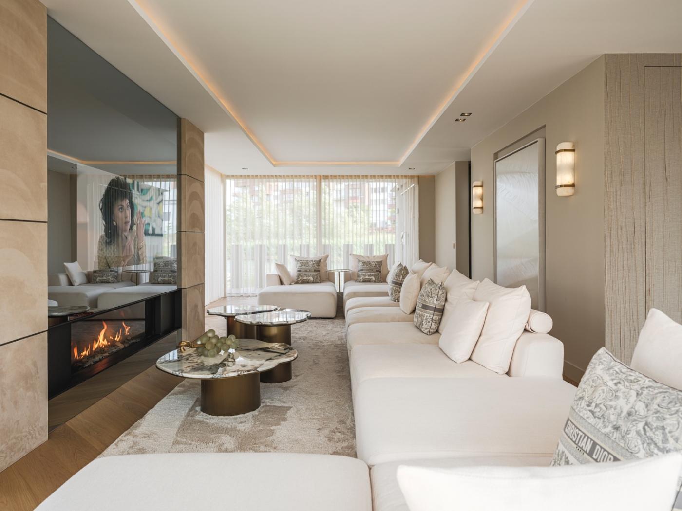 luxe haard in modern interieur