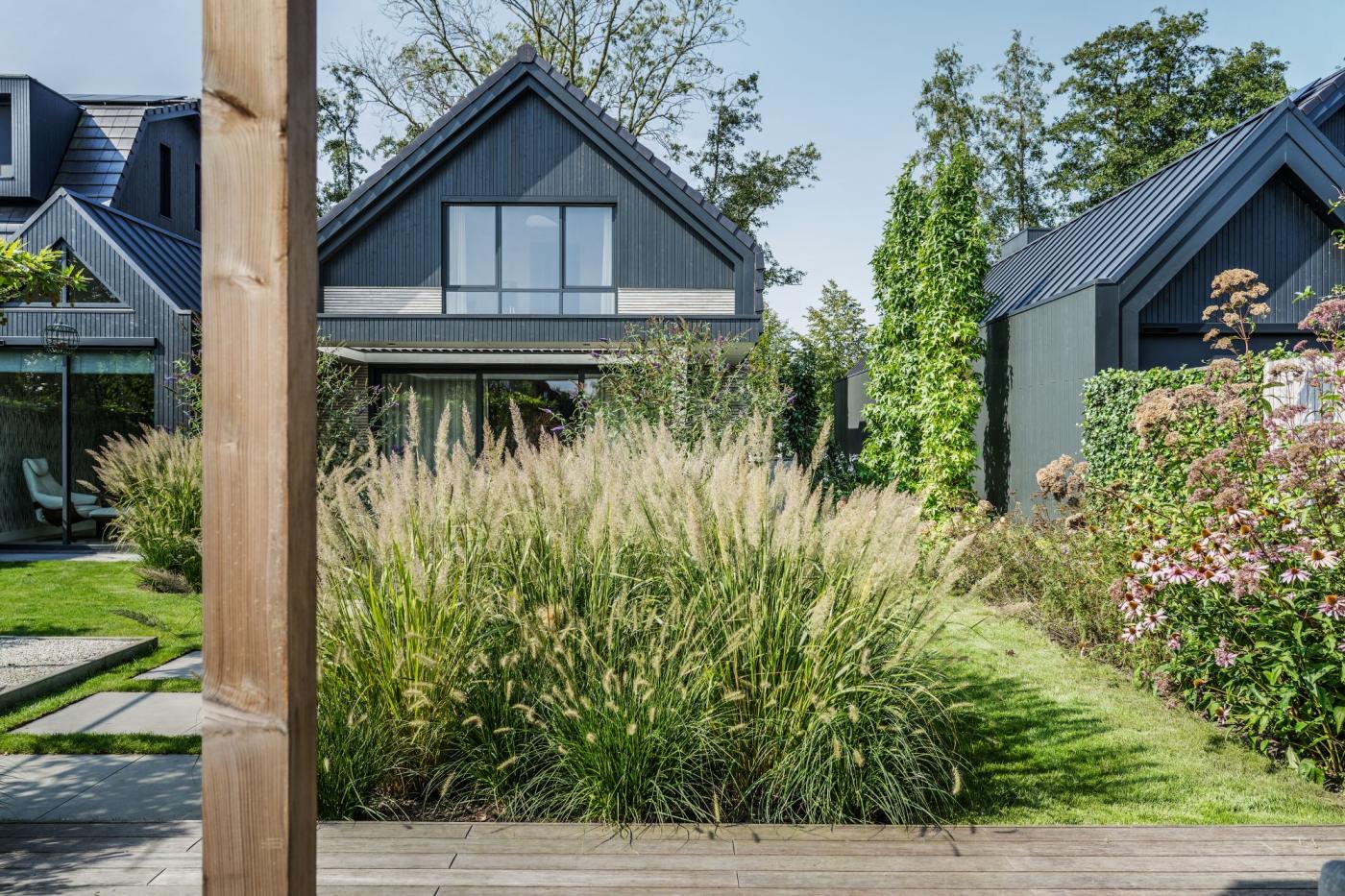 luxe tuin bij villa