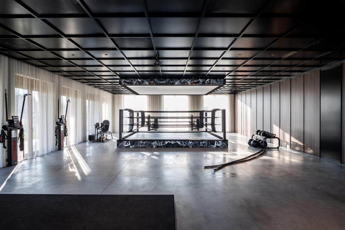 exclusieve gym met boks ring