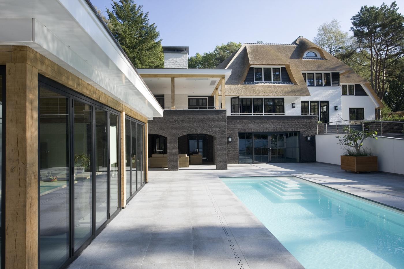 luxe villa met zwembad