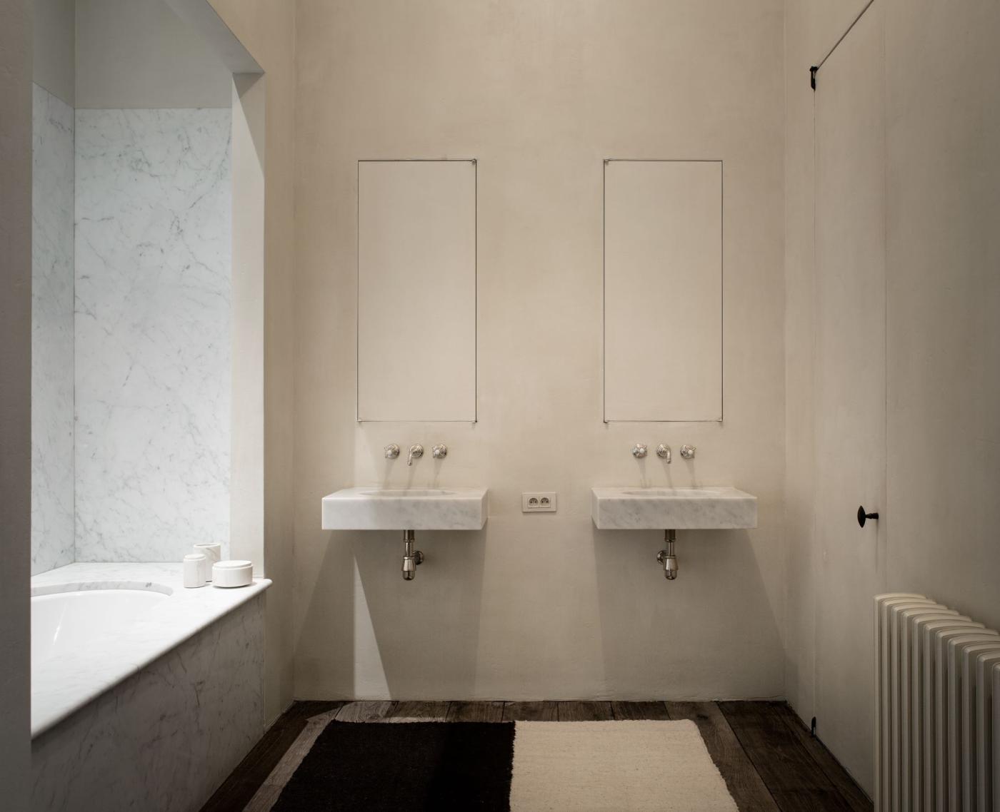 badkamer met interieurbeslag
