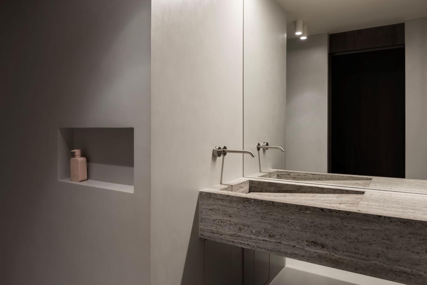 Luxe design badkamer wandafwerking