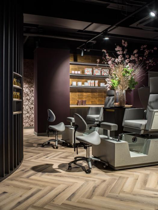 stoelen in schoonheids salon