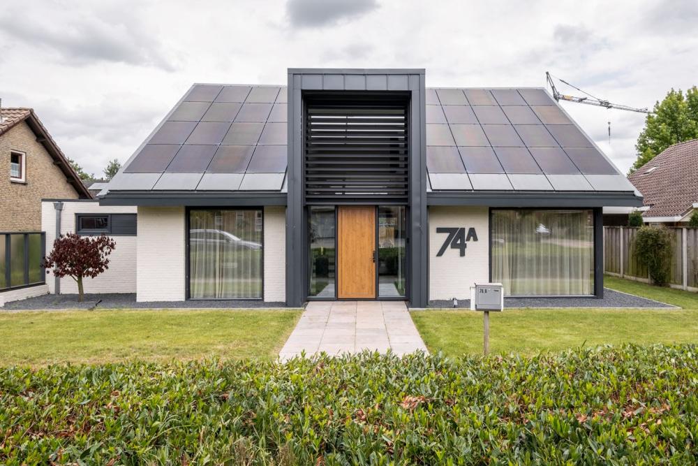 Luxe Livium louvrepanelen voor een verfijnde uitstraling van de voorgevel