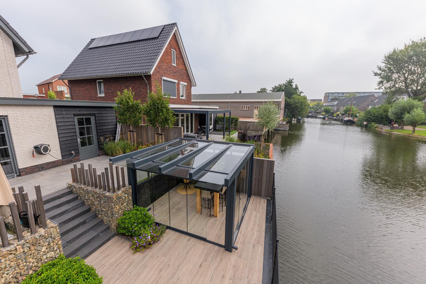 tuinkamer aan het water