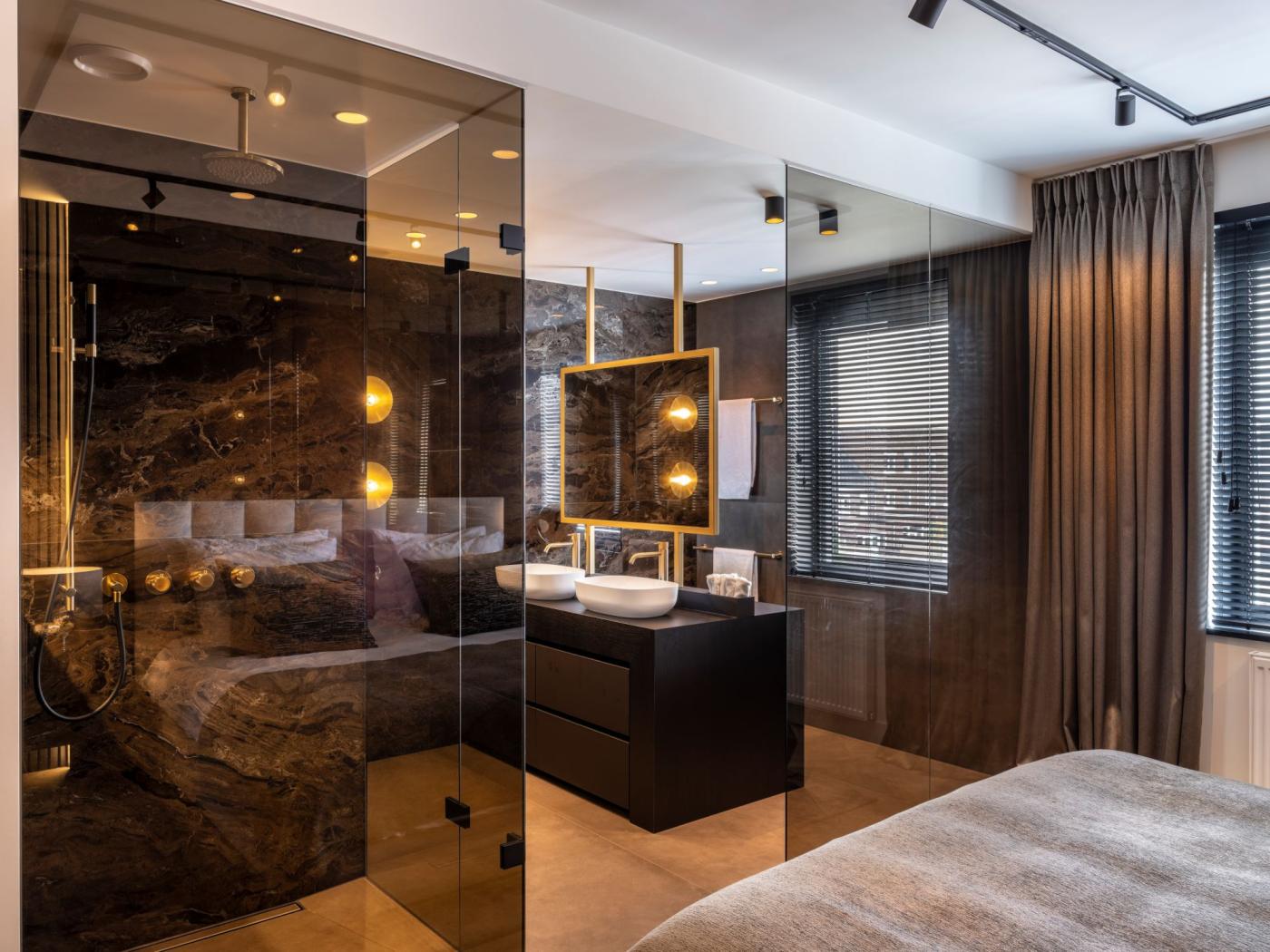 Luxe badkamer ensuite