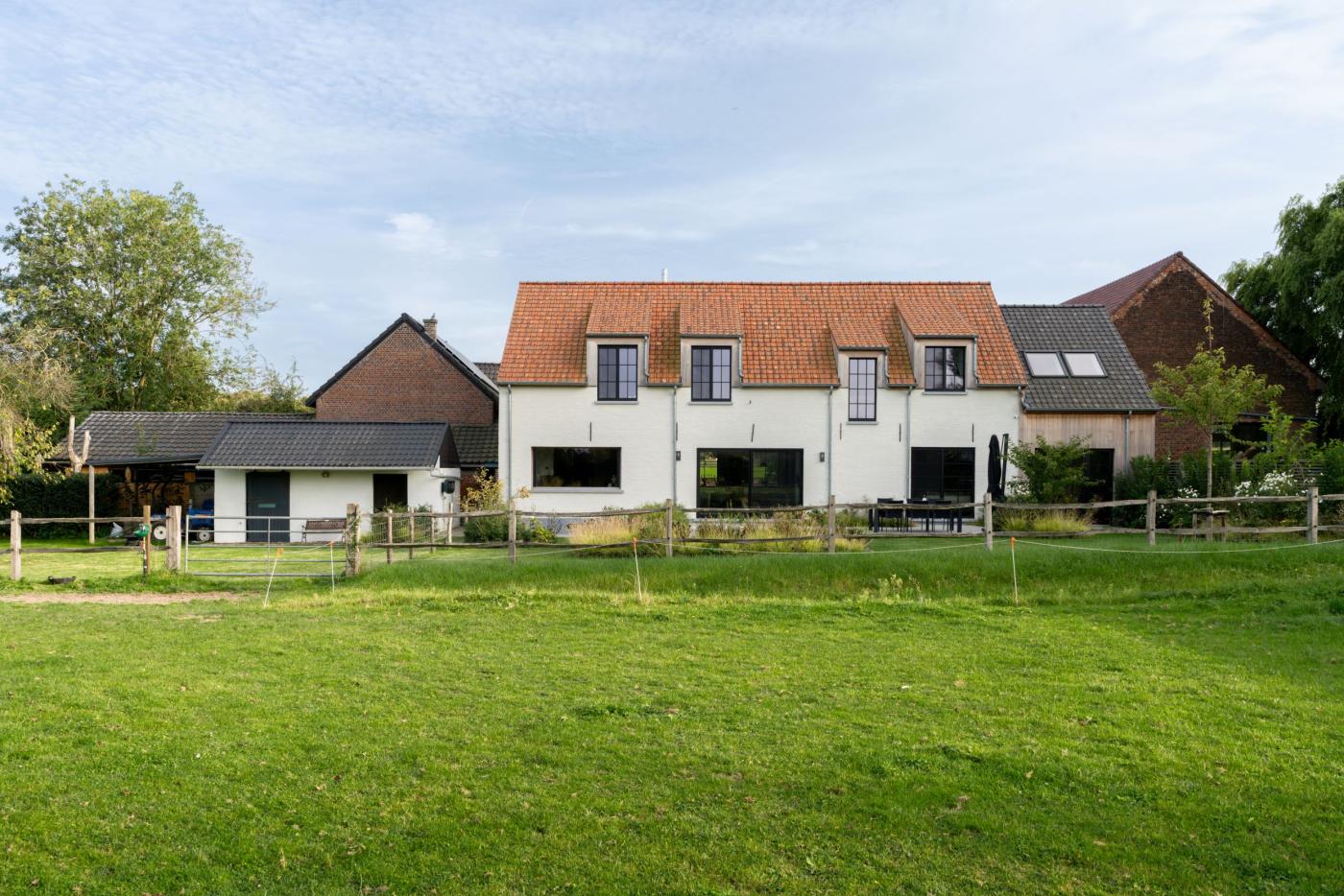 villa met gras