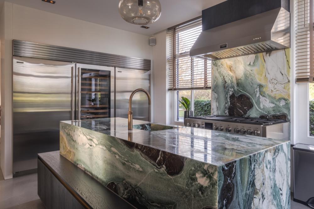 Luxe design leefkeuken in Ouddorp