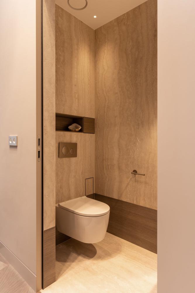 toilet interieur