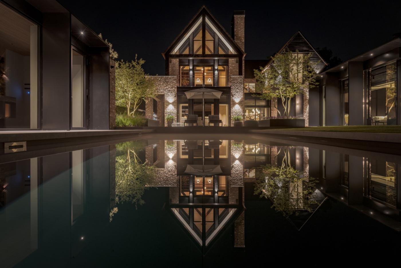 luxe villa met zwembad