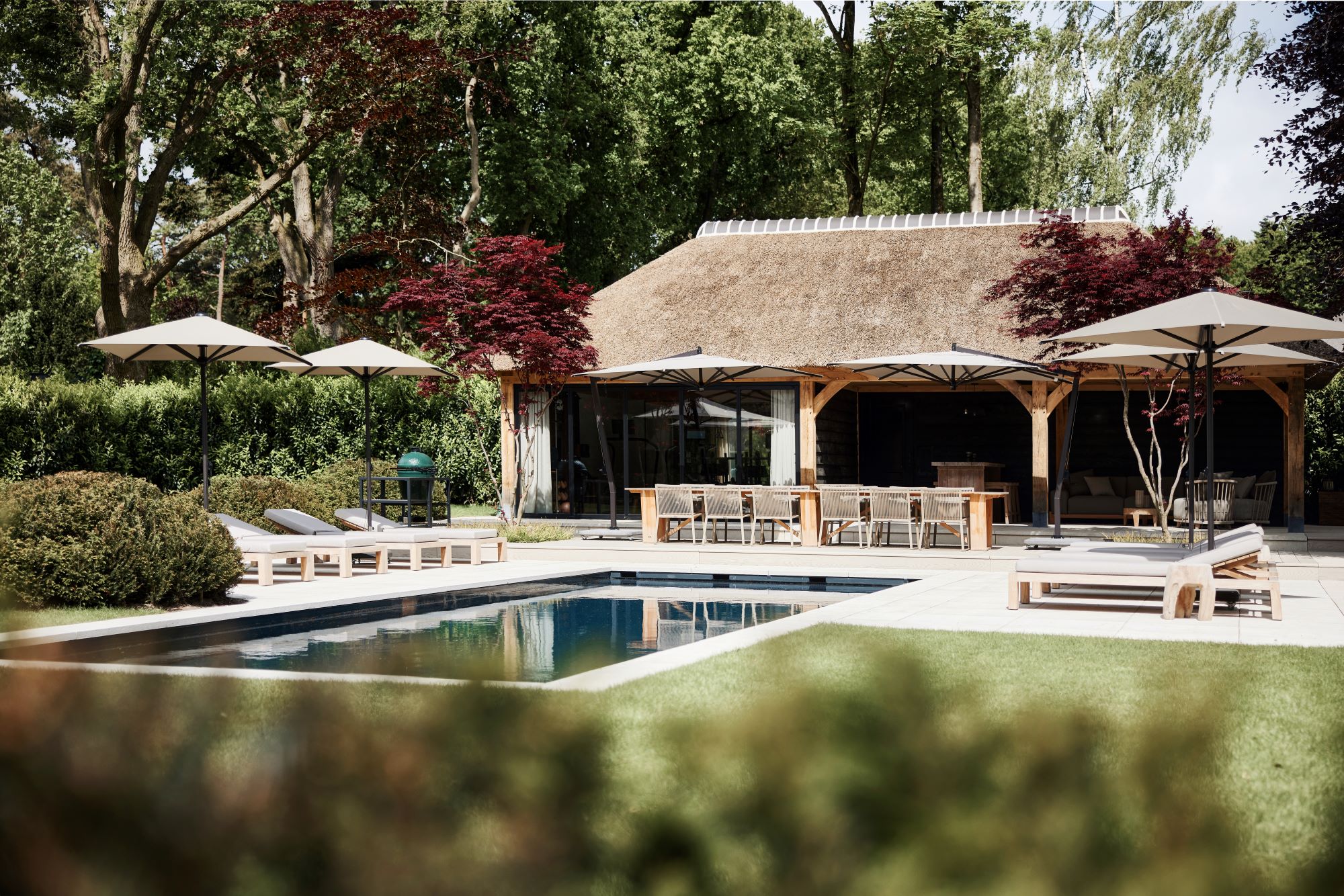 luxe poolhouse